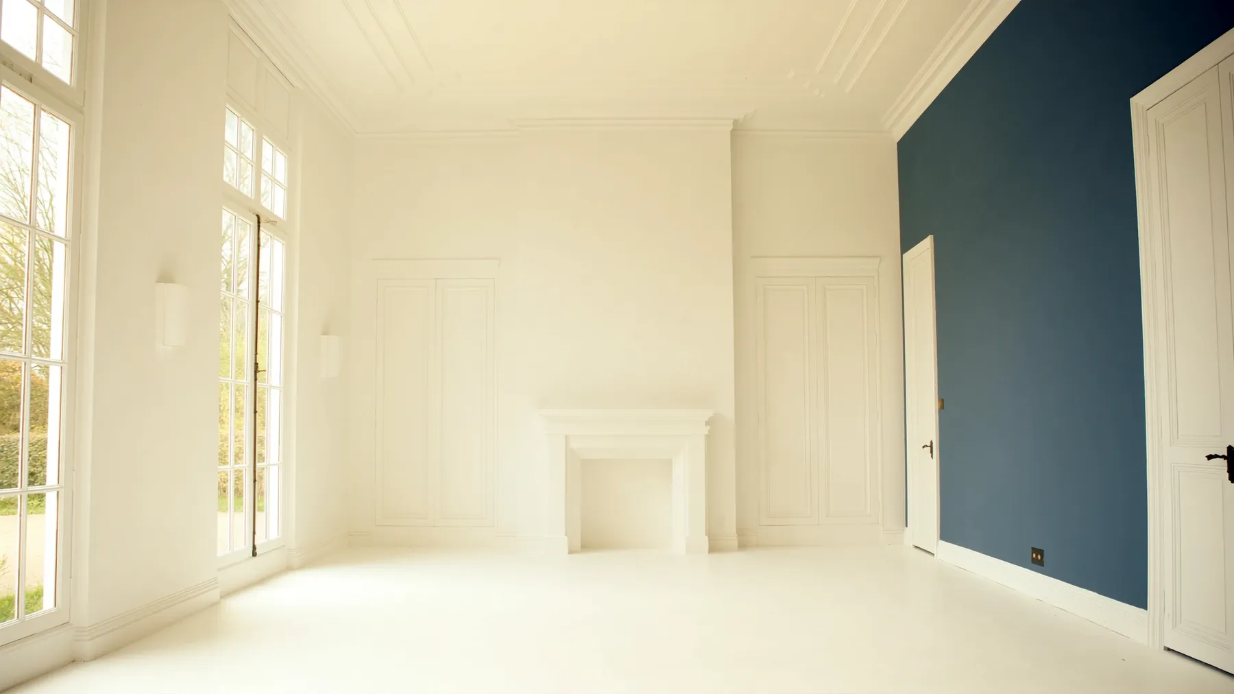 Vlekkeloos afgewerkt interieur in strijklicht