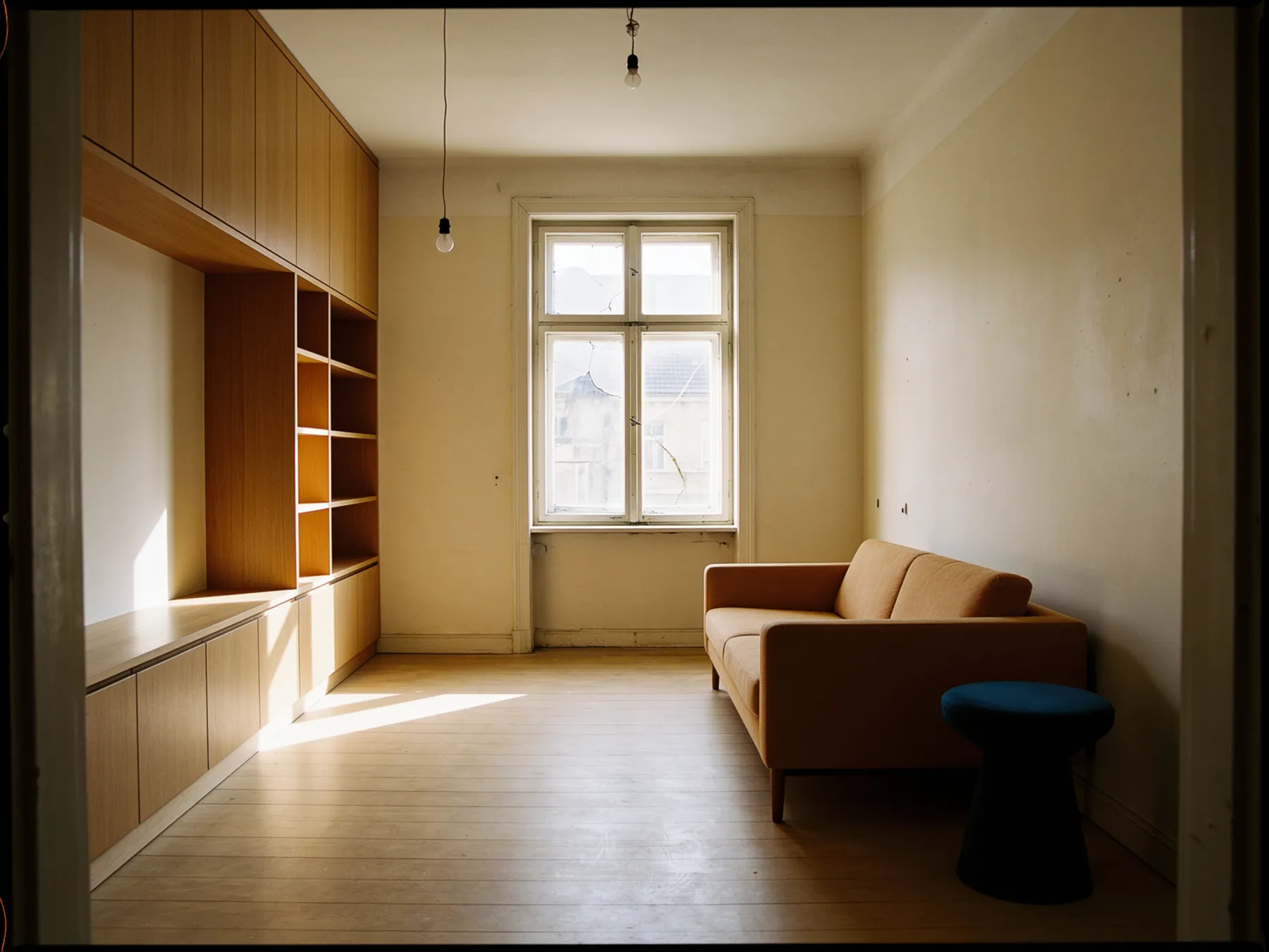 Na de renovatie — afgewerkte, warme woonruimte